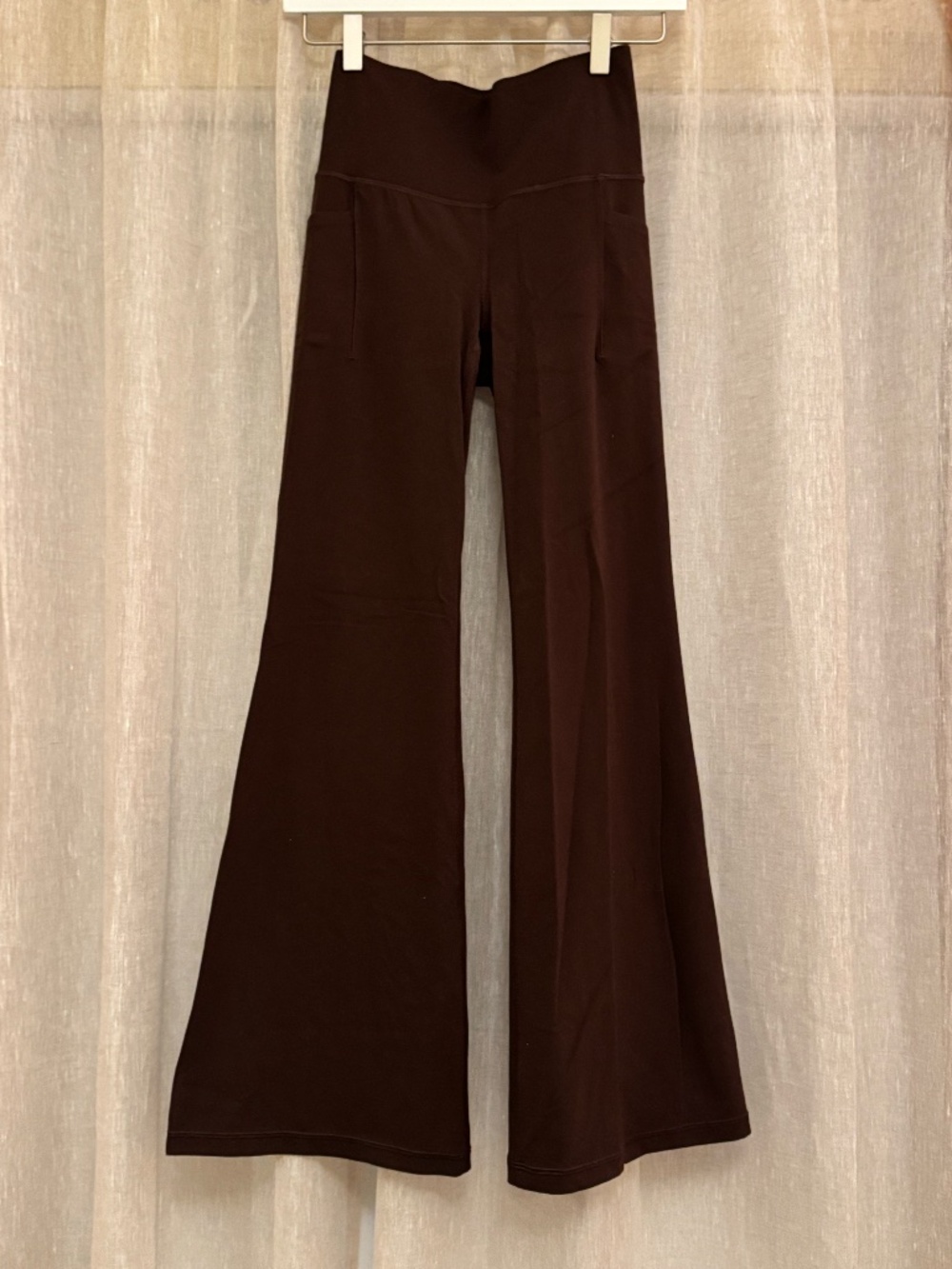 Athleta Salutation Stash Flare Pant NWOT